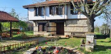 Фотографии Дома для отпуска Под старата липа г. Goritsa (Болгария) №1 Фото Дома для отпуска Под старата липа г. Goritsa 1